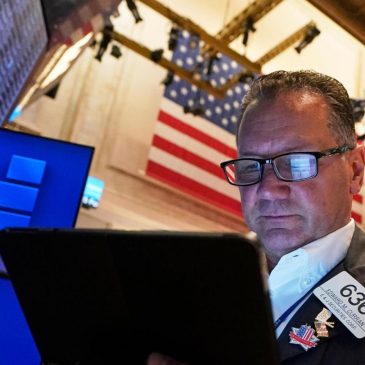 US stocks add to their all-time high