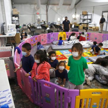 Judge orders US refugee office to reconsider some children’s cases