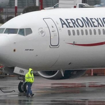 NTSB urges quick fix on Boeing plane engines to prevent smoke from filling cabin after a bird strike