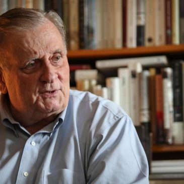 Edmund White, a groundbreaking gay author, dies at 85