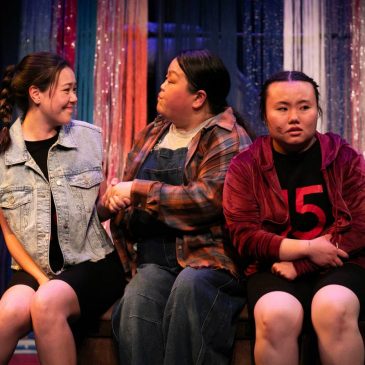 Theater review: The Hmong women are tough and funny in Jungle Theater’s powerful ‘Sixpack’
