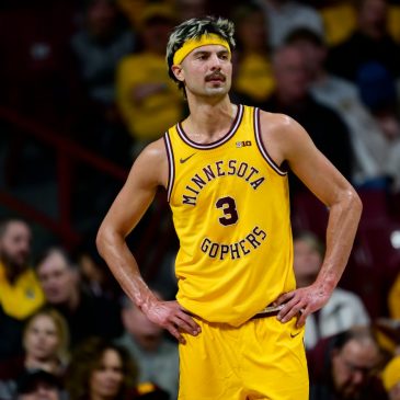 NBA: Former Gophers forward Dawson Garcia signs with Pistons