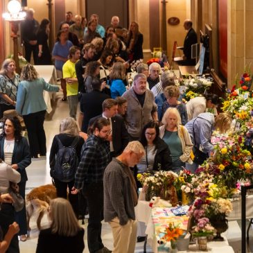 Minnesotans pay respect as Hortmans (and dog) lie in state at Capitol