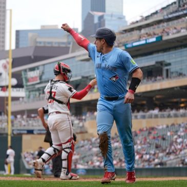 Twins’ bullpen sees one slip away to streaking Toronto