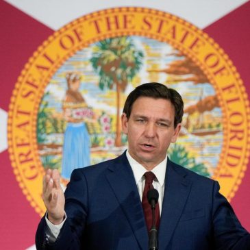 Federal judge blocks Florida from enforcing social media ban for kids while lawsuit continues