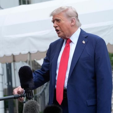 Judges consider whether Trump can use wartime act against Venezuelan gang Tren de Aragua