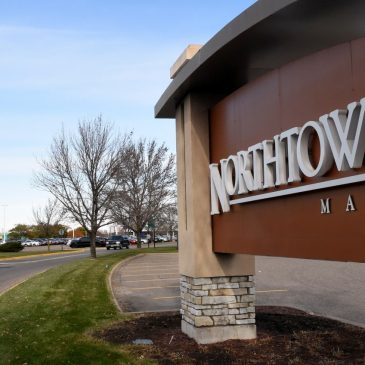Man charged with aiding an offender in teen’s killing at Northtown Mall has an open manslaughter case