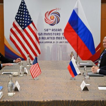 Rubio holds talks with Russia’s Lavrov as Ukraine tensions soar
