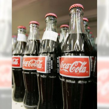 Trump says Coke will shift to cane sugar. But increasingly, shoppers want no sugar in their sodas