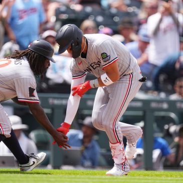 Royce Lewis hits a pair of home runs in support of Joe Ryan in Twins win