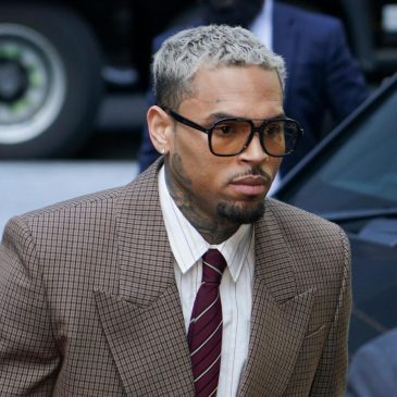 Singer Chris Brown pleads not guilty to 2 further charges over London nightclub assault case