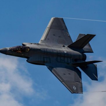 Pilot safe after F-35C crashes near a central California Naval installation