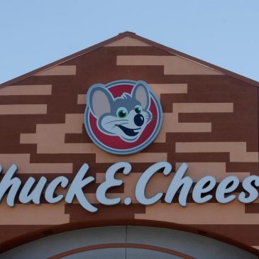 Chuck E. Cheese employee arrested in iconic mouse mask for using stolen credit card, police say
