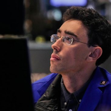 US stocks head for another record and Japan’s market rallies after trade deal