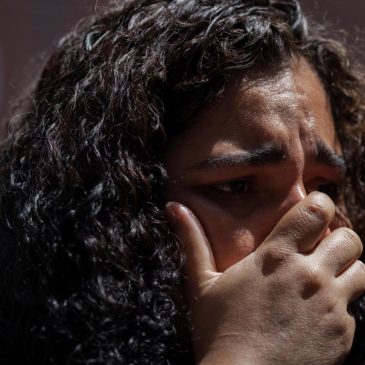 Volunteers flock to immigration courts to support migrants arrested in the hallways