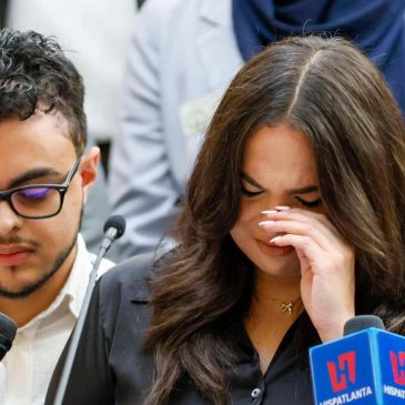 Family, supporters urge release of Spanish-language journalist in ICE custody