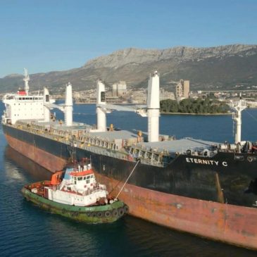 Yemen’s Houthi rebels attack a ship in the Red Sea, killing 3, after claiming they sank another