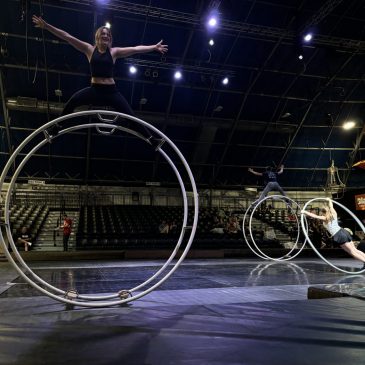 In upcoming “Lumiere,” top Circus Juventas students backflip and bounce through glitzy old Hollywood