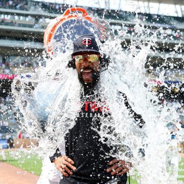 Making a splash: Byron Buxton hits for cycle in Twins’ win against Pirates