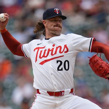 Twins send Chris Paddack to Detroit for young catching prospect