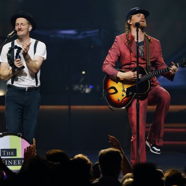 Concert review: The Lumineers stomp and clap it up at Xcel Energy Center