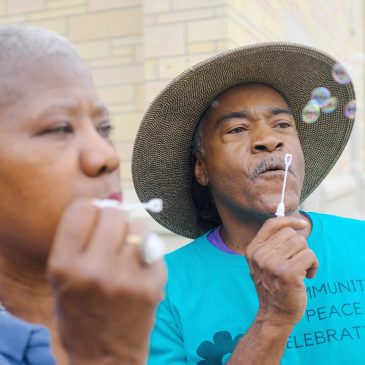 Remembering Melvin Giles, the ‘bubble man’ of St. Paul’s Rondo
