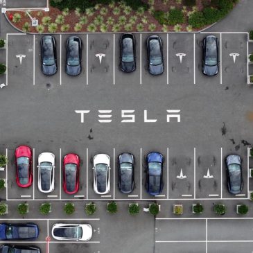 With more self-driving cars on the road, states put more rules in place