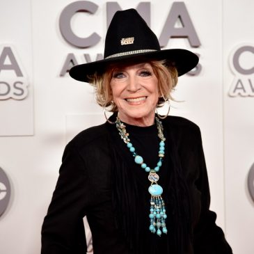 Jeannie Seely, soulful country singer behind hits like ‘Don’t Touch Me,’ dies at 85