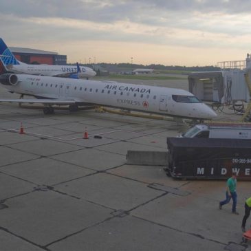 Air Canada could shut down completely unless the airline and its flight attendants reach a deal