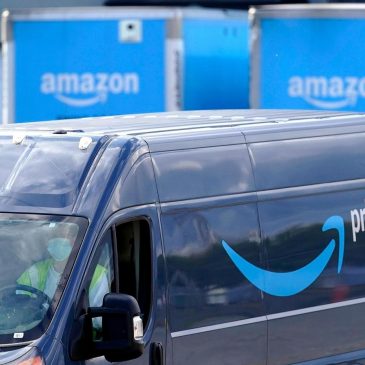 Amazon expands its perishable delivery service, putting pressure on traditional grocers