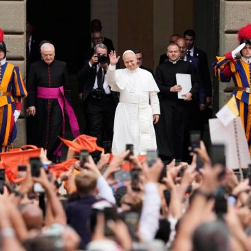 Pope Leo XIV prays for peace as US-Russia summit over Ukraine war gets underway