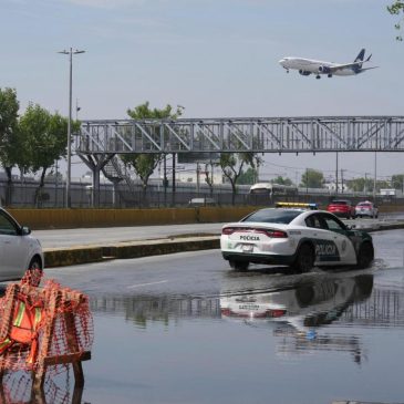 Torrential rains shut down flights at Mexico City airport for second day