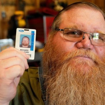 A Michigan autoworker’s wallet is found under a hood in Minnesota — 151,000 miles later