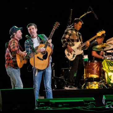 Concert review: The Avett Brothers rock up the folk at the State Fair Grandstand