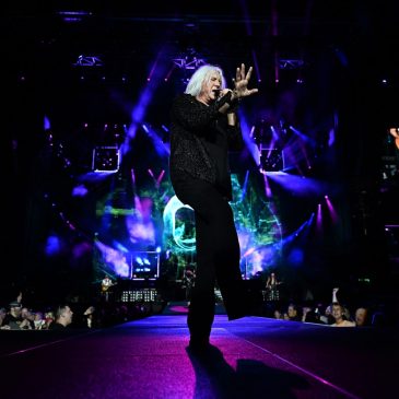 Concert review: Was Def Leppard worth a record $292 a ticket at the Grandstand?