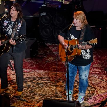 Concert review: Indigo Girls and Melissa Etheridge rev up the State Fair Grandstand