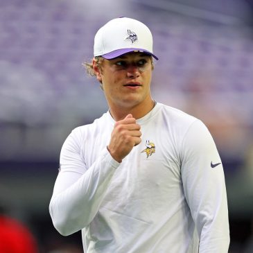Vikings watch: A strong finish for J.J. McCarthy
