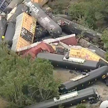 35 Union Pacific train cars derail near Texas town, no injuries reported