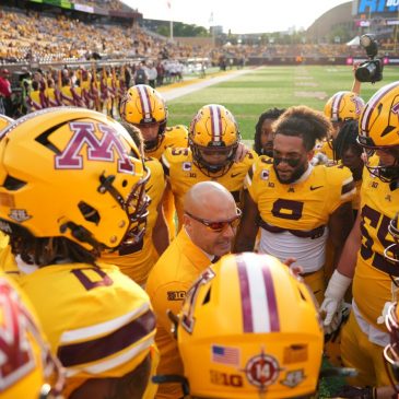 Gophers coach P.J. Fleck shares emotional message on Minneapolis shooting