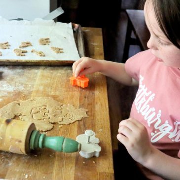 You and your kids can make goldfish and animal crackers at home