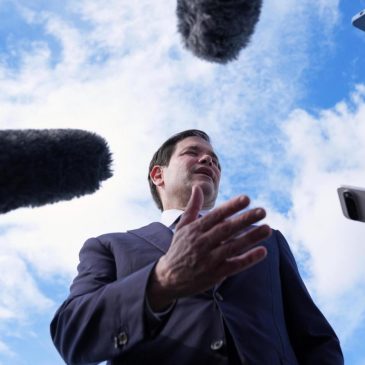 Rubio will meet Mexico’s president as Trump flexes military might in Latin America