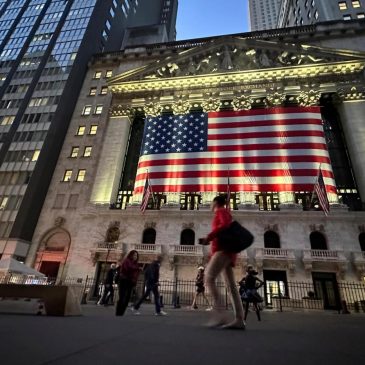 Wall Street’s rut deepens as US stocks head for a 3rd straight loss