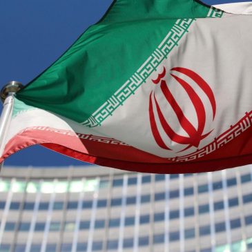 120 Iranians detained in US for entering country illegally to be returned to Iran, state TV says