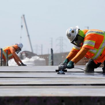 Trump administration wants to hand out $2.4 billion it took from California’s high-speed railroad