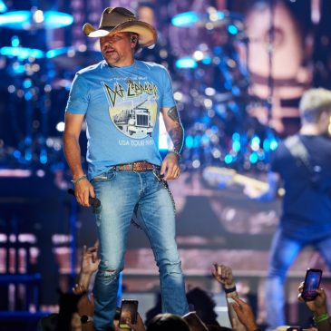 Concert review: Country star Jason Aldean christens the newly renamed Grand Casino Arena