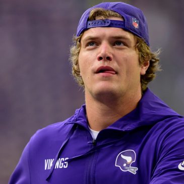 J.J. McCarthy out of walking boot; Vikings won’t place him on IR