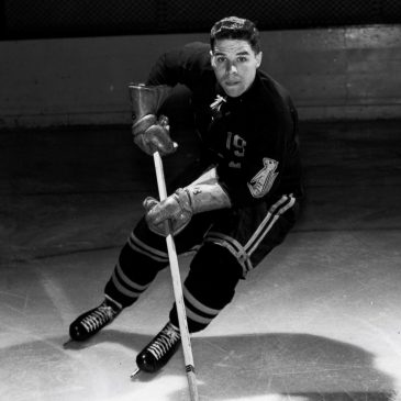 Former Gophers player, Olympic coach Murray Williamson fondly remembered