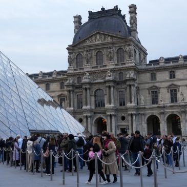 The Louvre reopens three days after thieves took French crown jewels in a daylight heist at the Paris museum