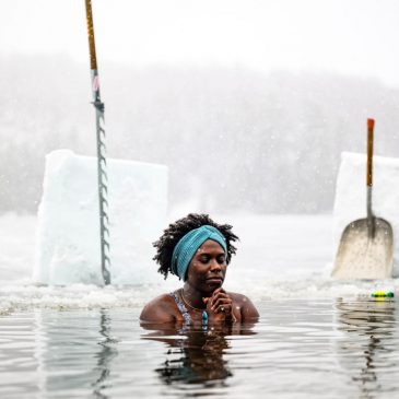 Cold-water immersion may offer health benefits — and also presents risks