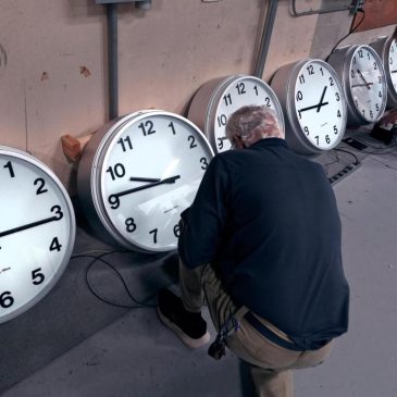 Here’s what happens to your body when clocks ‘fall back’ an hour